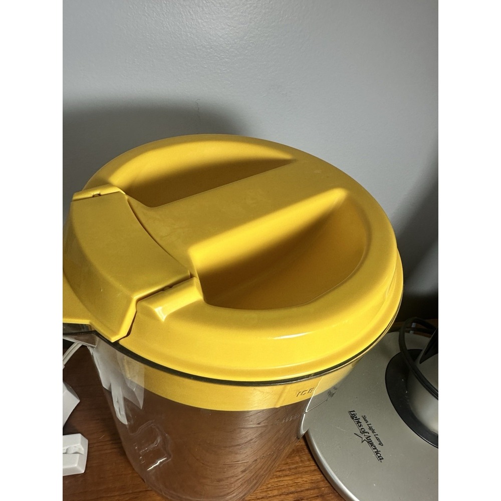 Mr. Coffee TM3 3-Quart Iced Tea Pot Maker with Yellow Lid Pitcher WORKS - Picture 4 of 6